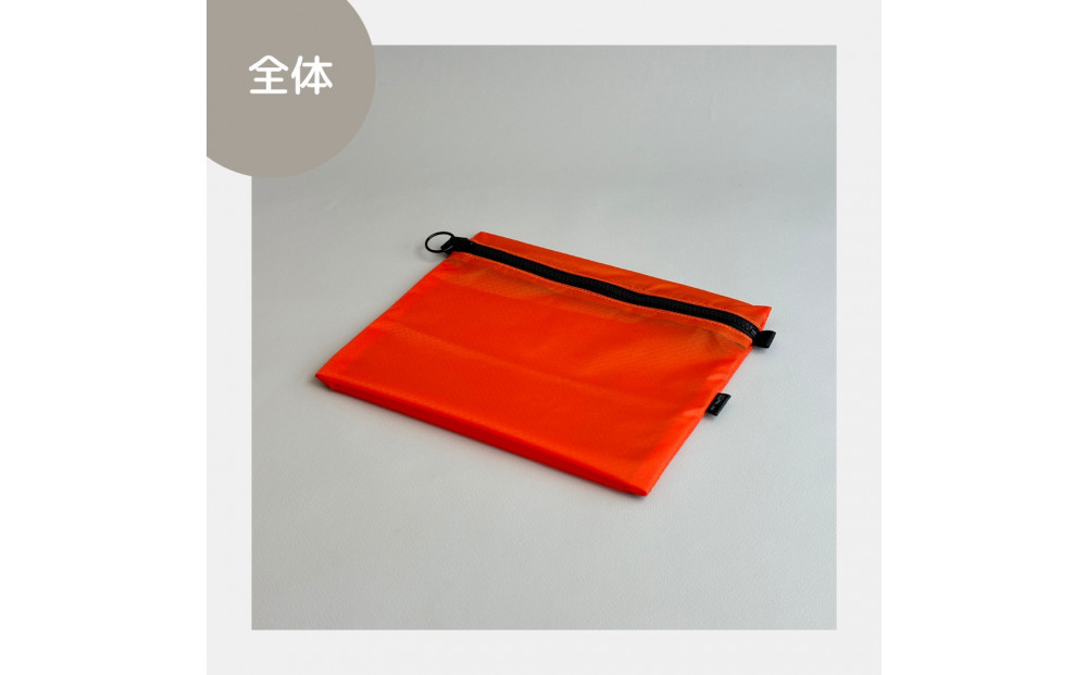 【オレンジ】A6が入る軽量撥水ナイロンスクエアポーチ（マチあり）