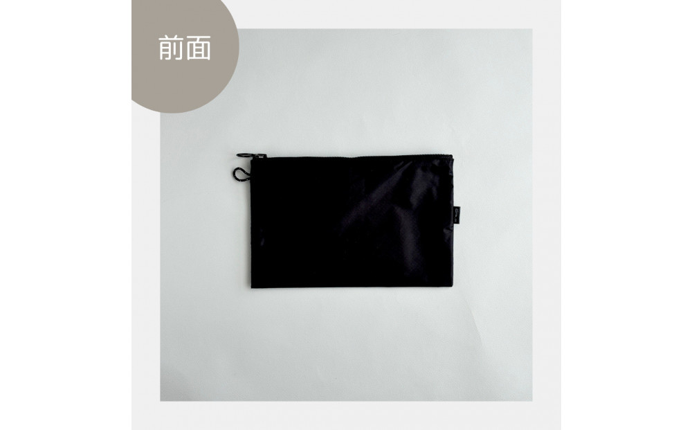 【黒】A6が入るとっても軽いナイロンフラットポーチ（マチなし）旅行用や化粧品にも