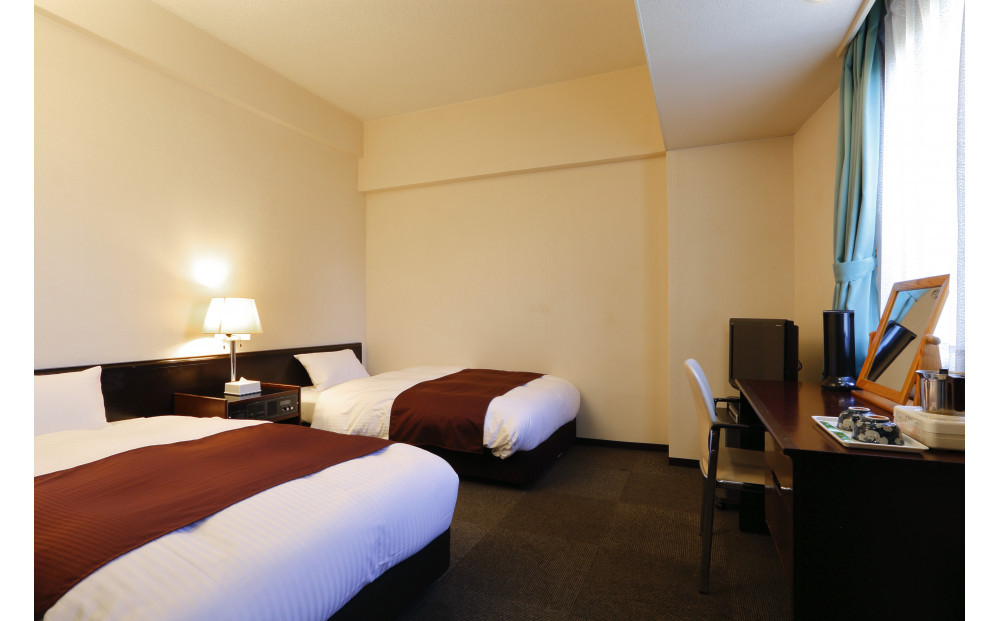 ããã«ã¢ãã¹ã倧é 芳é³é§
åãçŸœãæ¹¯ã宿æ³å©çšåž6000åå