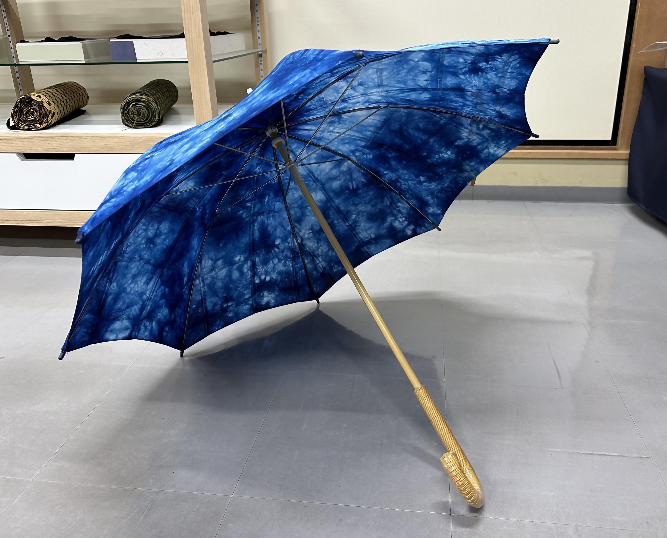 【藍染が風にゆれる日本遺産のまち有松寄附金専用】日傘（箱むら絞り染め）