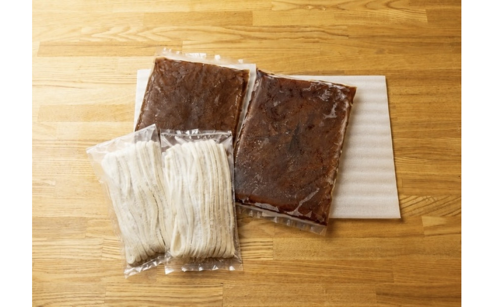 冷凍　みそ煮込みうどんセット