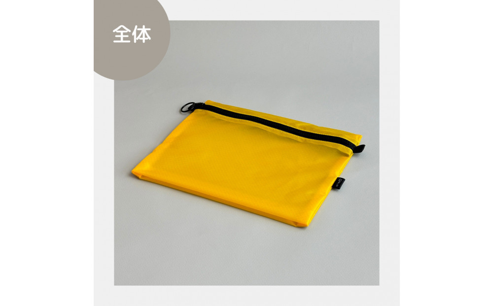【黄色】A6が入る軽量撥水ナイロンスクエアポーチ（マチあり）