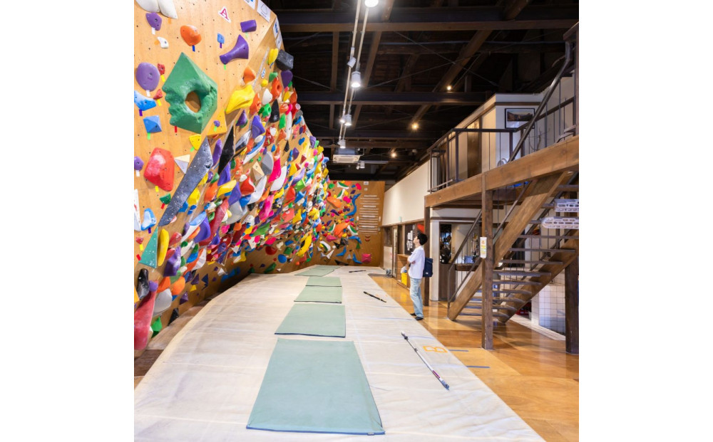 Bouldering House KNOT 繝励Μ繝壹う繝峨き繝シ繝会シ1荳蜀蛻シ