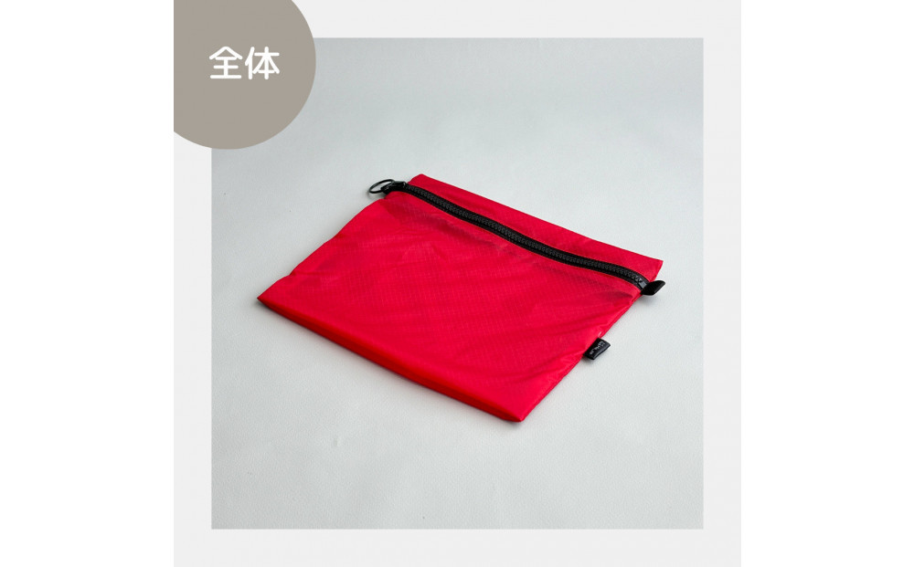 ãèµ€ãA5ãµã€ãºãå
¥ã軜ããã€ãã³ãã©ããããŒããæ
è¡çšãçæ¿ã