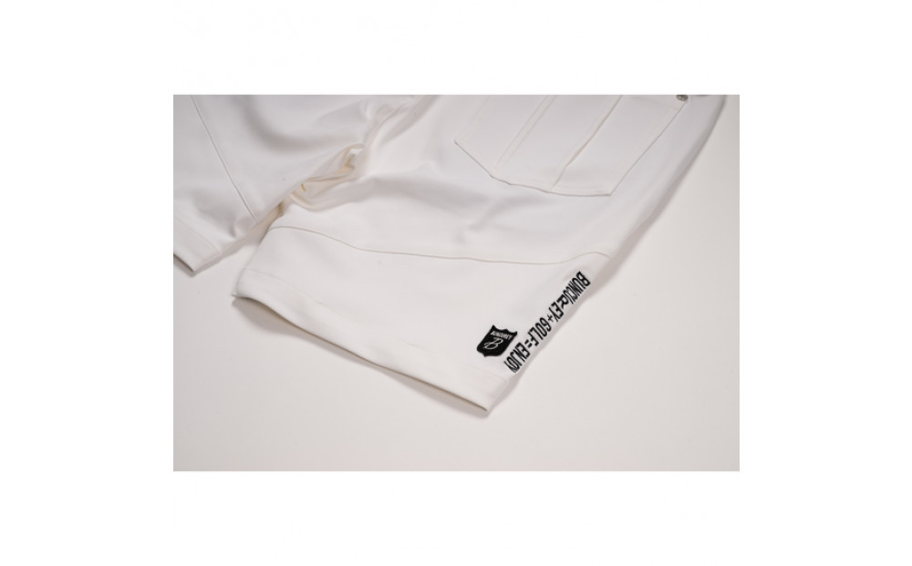 BUNCUREY　ゴルフウェア　ハーフパンツ（BM23SS-04-049）オフ／サイズ4