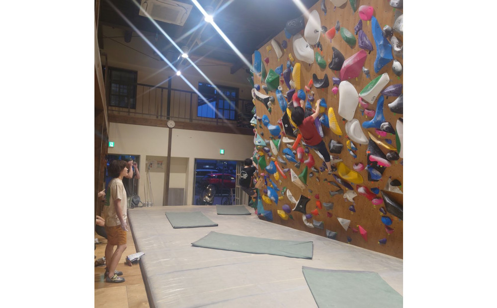 Bouldering House KNOT 繝励Μ繝壹う繝峨き繝シ繝会シ1荳蜀蛻シ