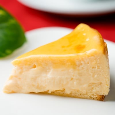 とろけるチーズケーキ(15cm　6〜8人用)【配送不可地域：離島】【1139041】