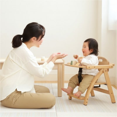 yamatoyaベビーチェア　アーチ木製ローチェア3　ホワイトウォッシュ【1648017】