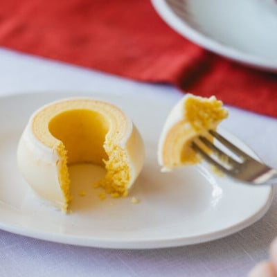 ユーハイム バウムクーヘンキュートジャパン2本セット(ホワイトチョコレート&チョコレート)【1663846】