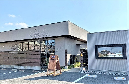 サカナ＋カフェ＋ゴハン　ぽわそん　食事券(3,000円分)・K241-12