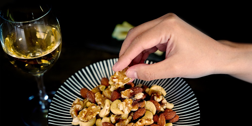 【無塩】素焼きミックスナッツ1.6kg（ミックスナッツ240g×7袋）・M102