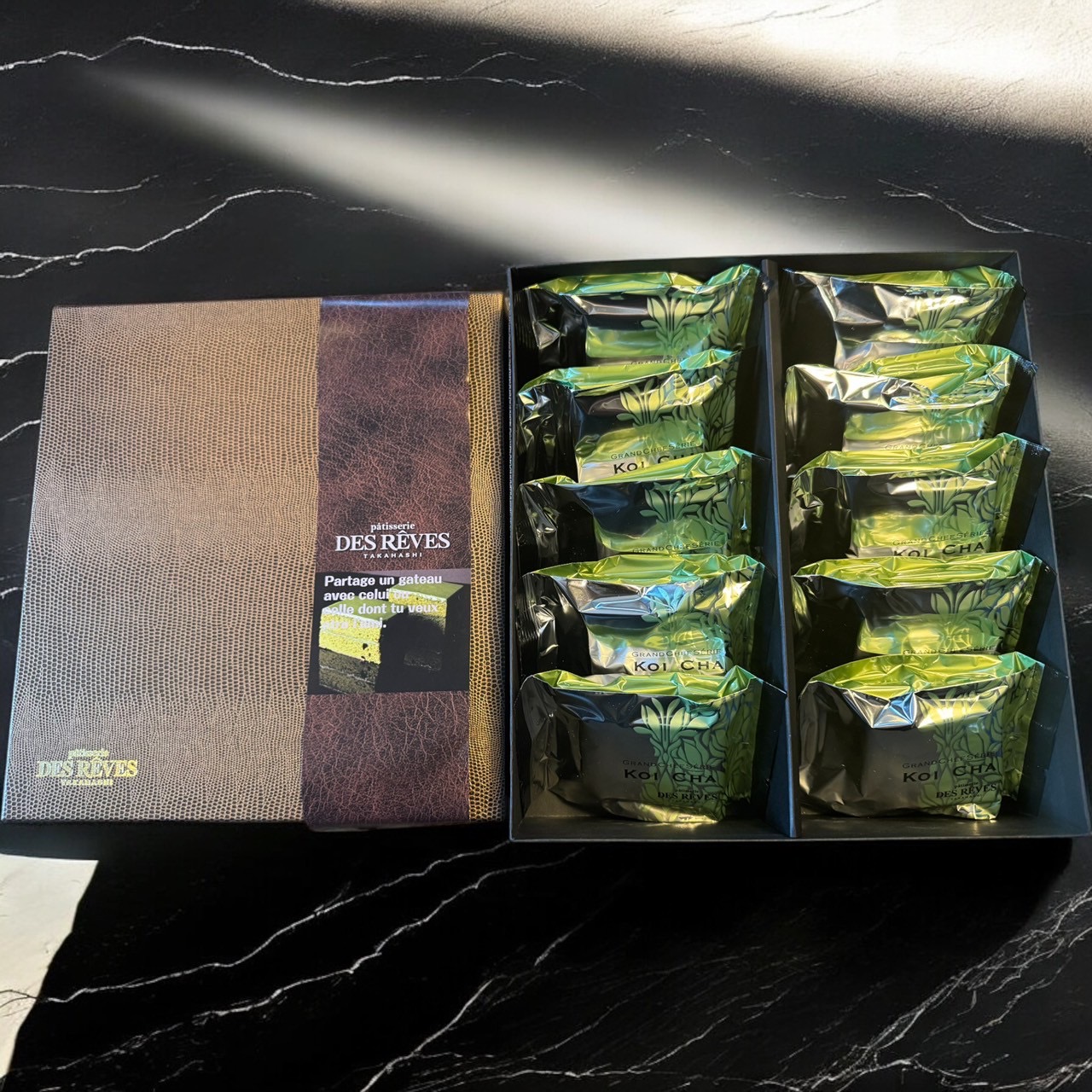 デ・レーヴジュニオールのkoi-cha詰め合わせ　10個入り・D036