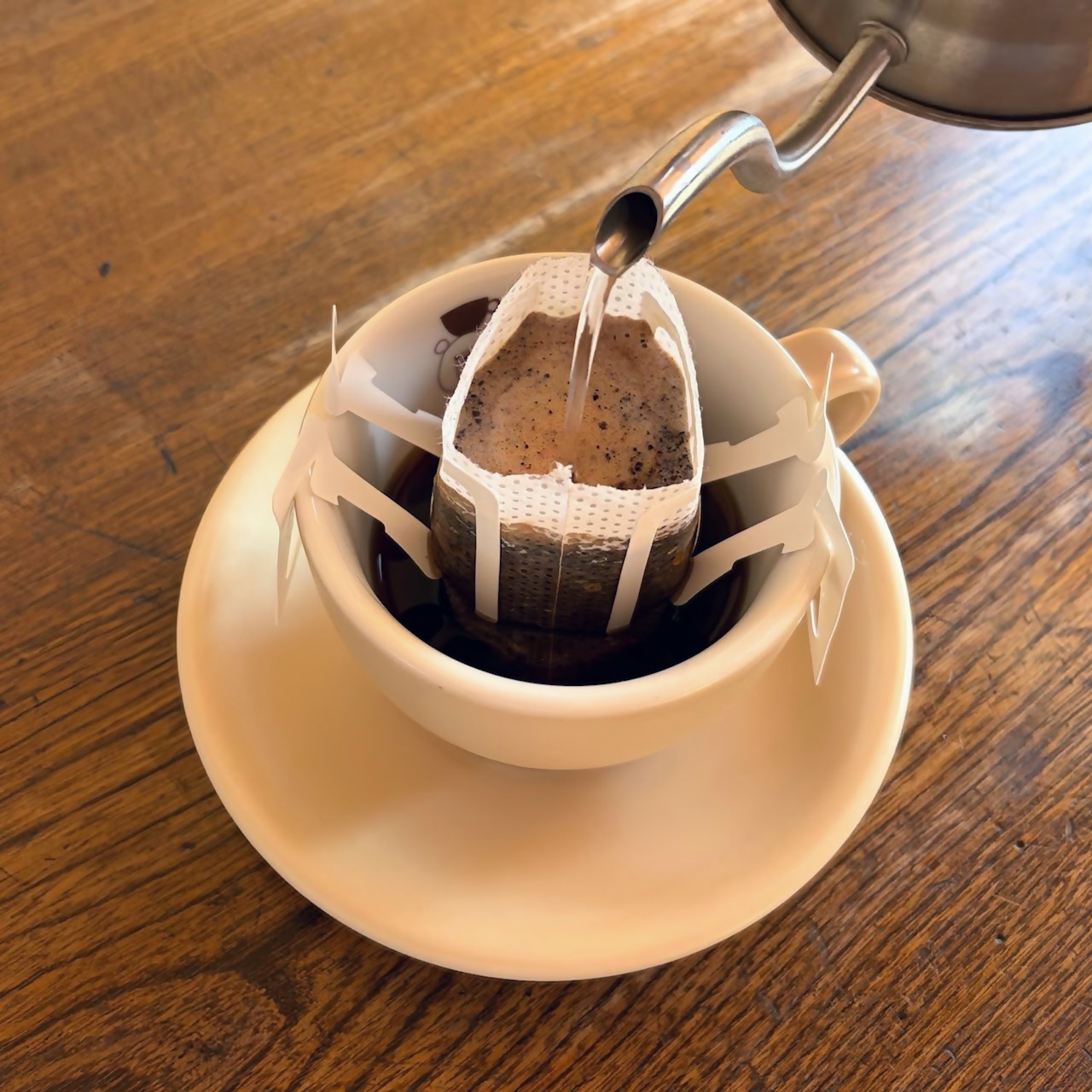 縲舌ョ繧ォ繝輔ぉ縲代ラ繝ェ繝繝励ヰ繝繧ー縺ョ繧ョ繝輔ヨ縲10陲句・繧