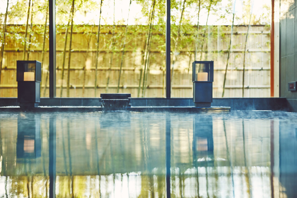 【ホテルインディゴ 犬山有楽苑】スタンダードルームご宿泊ペア招待券（朝食・夕食付き）