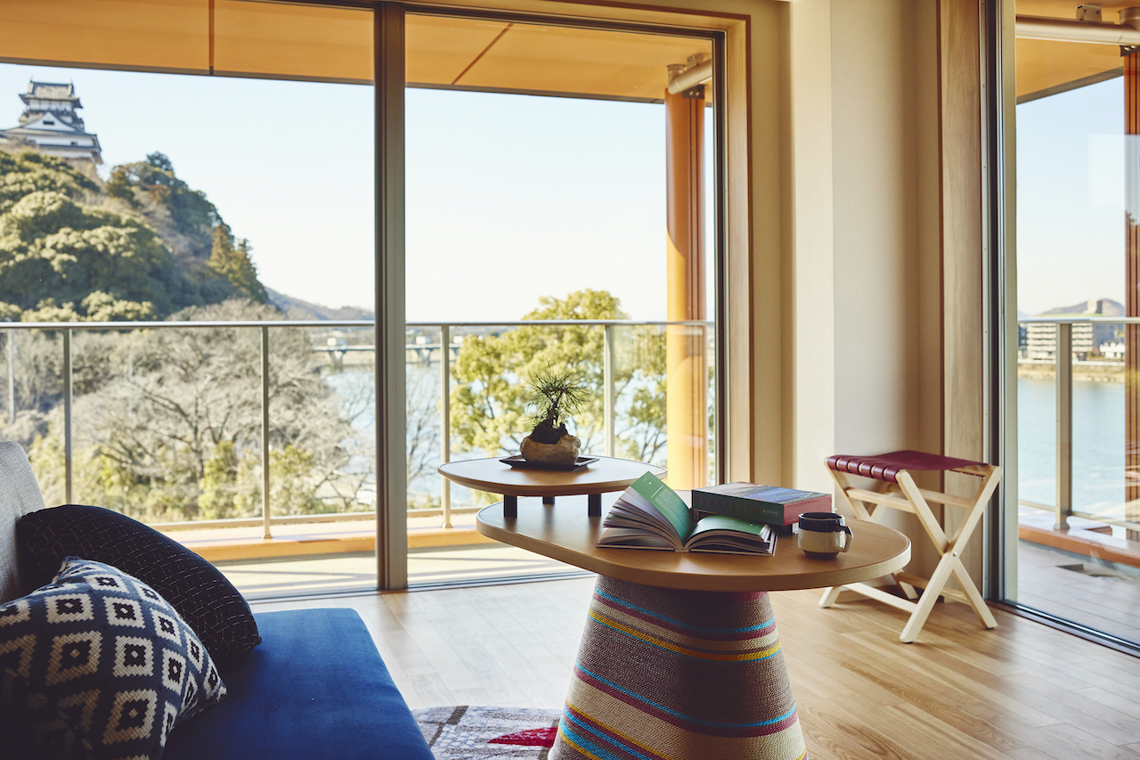 【ホテルインディゴ 犬山有楽苑】有楽苑スイートご宿泊ペア招待券（朝食付き）