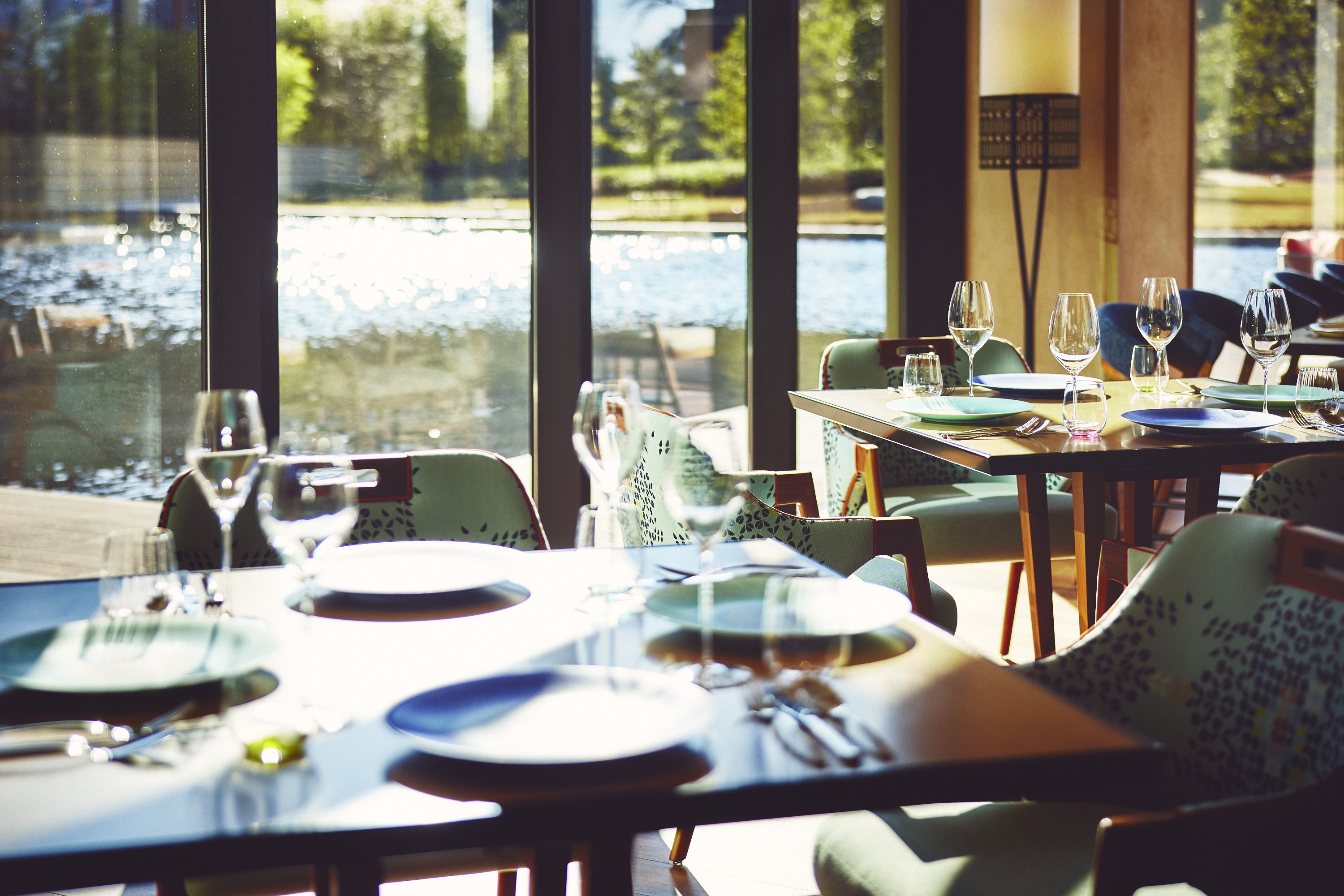 【ホテルインディゴ 犬山有楽苑】木曽川ビュールームご宿泊ペア招待券 （朝食付き）