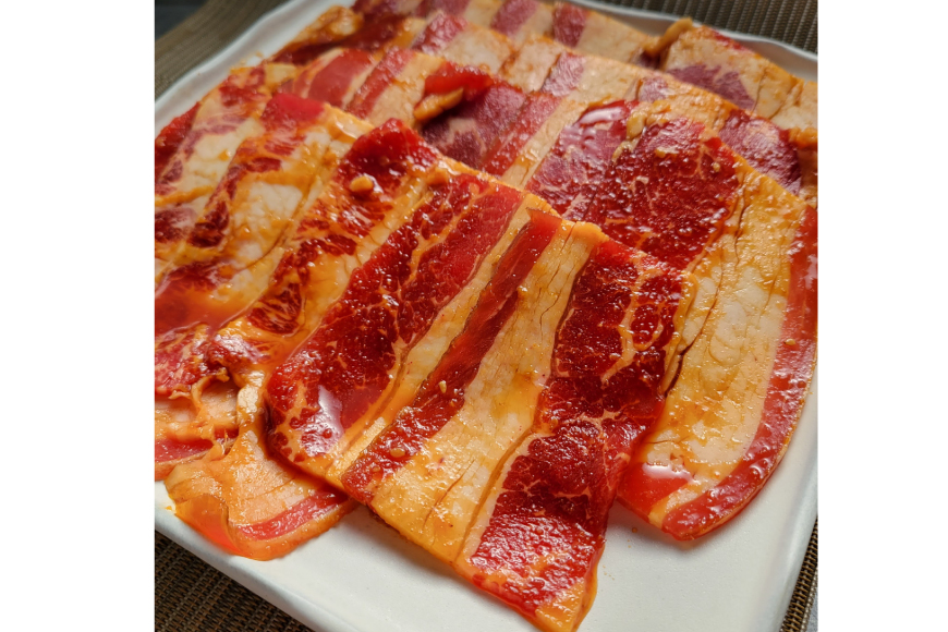 牛肉 肉 大判 秘伝のカルビ 500g 2パック 計1kg [ユーエイエム 愛知県 江南市 ko23btu600001] カルビ 牛カルビ 牛バラ バラ肉 カルビ丼 焼肉 焼き肉 ご馳走 贅沢 BBQ バーベキュー 冷凍 小分け 赤身