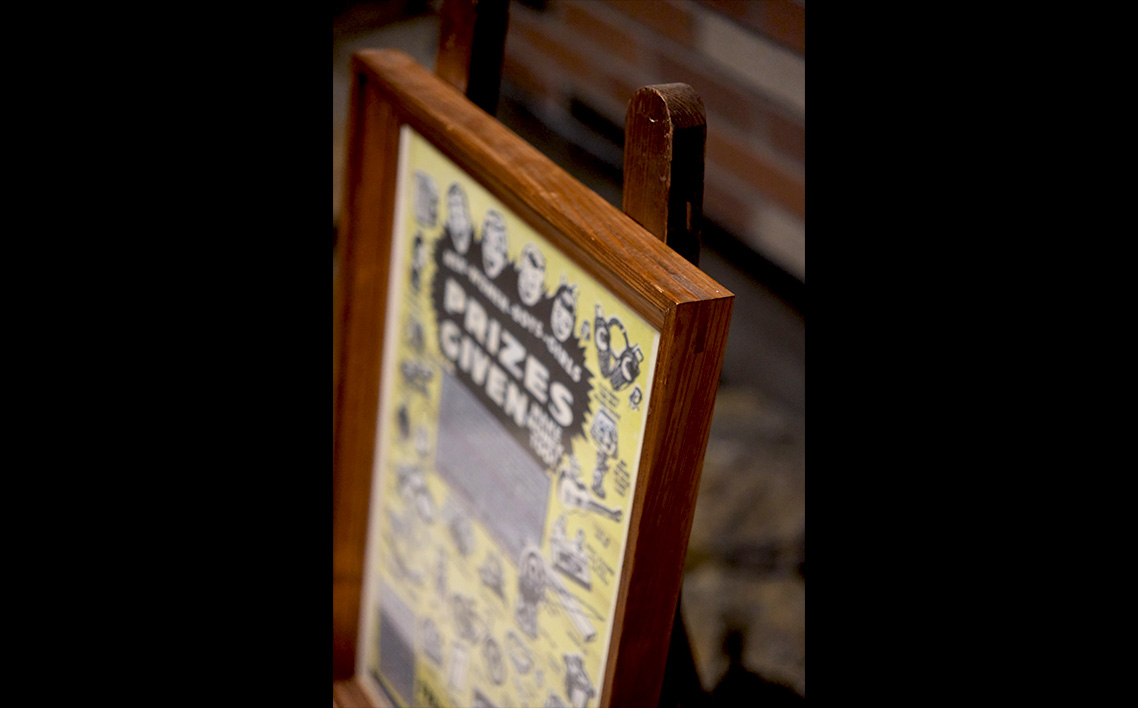 アメリカンデザイン　壁掛けフレーム　THE　CLASSIC　A3【国産杉無垢材使用】 ／ インテリア 額縁 フレーム 日本製 おしゃれ アンティーク 人気 雑貨 手作り 木製 国産杉 スギ 無垢 おすすめ ギフト 贈り物 プレゼント No.304