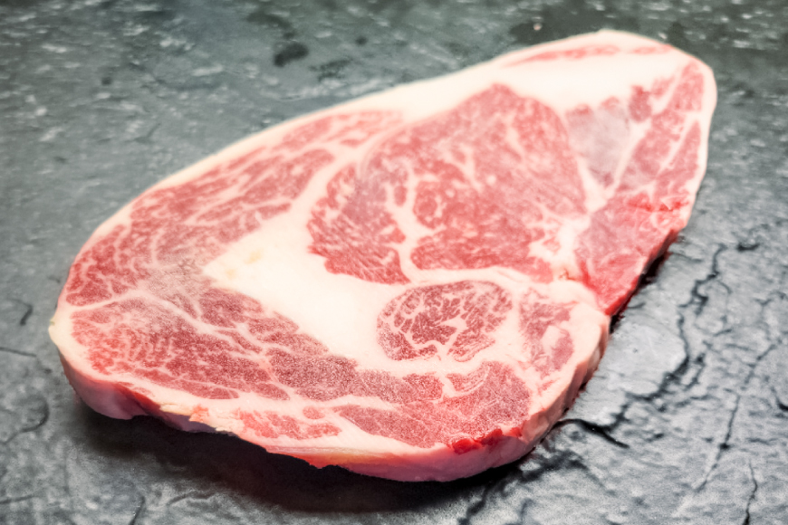 牛肉 国産交雑牛ロース ステーキ 200g 3パック 計600g [ユーエイエム 愛知県 江南市 ko23btu600023] ロース 和牛 国産牛 牛ロース 霜降り 赤身 真空パック 個包装 小分け 冷凍 BBQ バーベキュー 焼肉