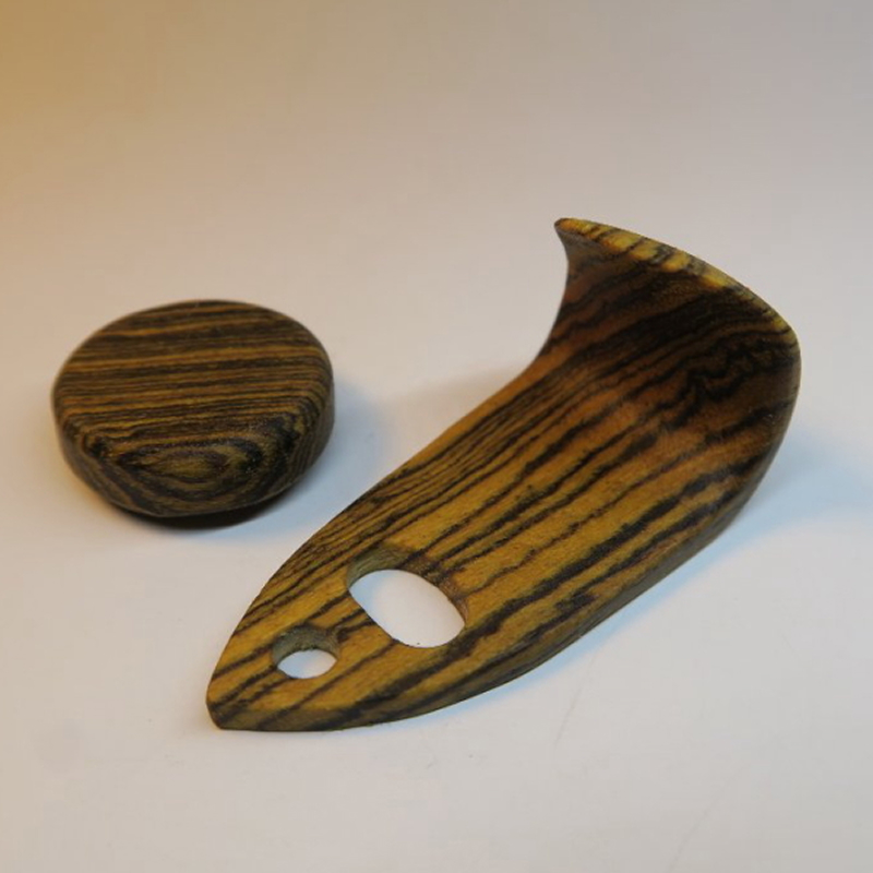 木製サムフック＆サムレスト セルマー用 木製 サムフック サムレスト 選べる 素材 シタン グラナディラ ボコーテ 木製サムフック 肌触り 優しい素材 幅広い分野 黒色 硬い木 茶褐色 黄色 杢目 柔らかい木 管楽器用 愛知県 小牧市 送料無料