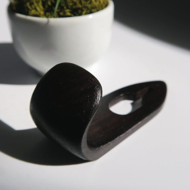 木製サムフック ヤマハ用 木製 サムフック 素材 シタン グラナディラ ボコーテ 肌触り 優しい素材 幅広い分野 中間的 サウンド 黒色 硬い木 茶褐色 黄色 杢目 柔らかい木 管楽器用 愛知県 小牧市 送料無料