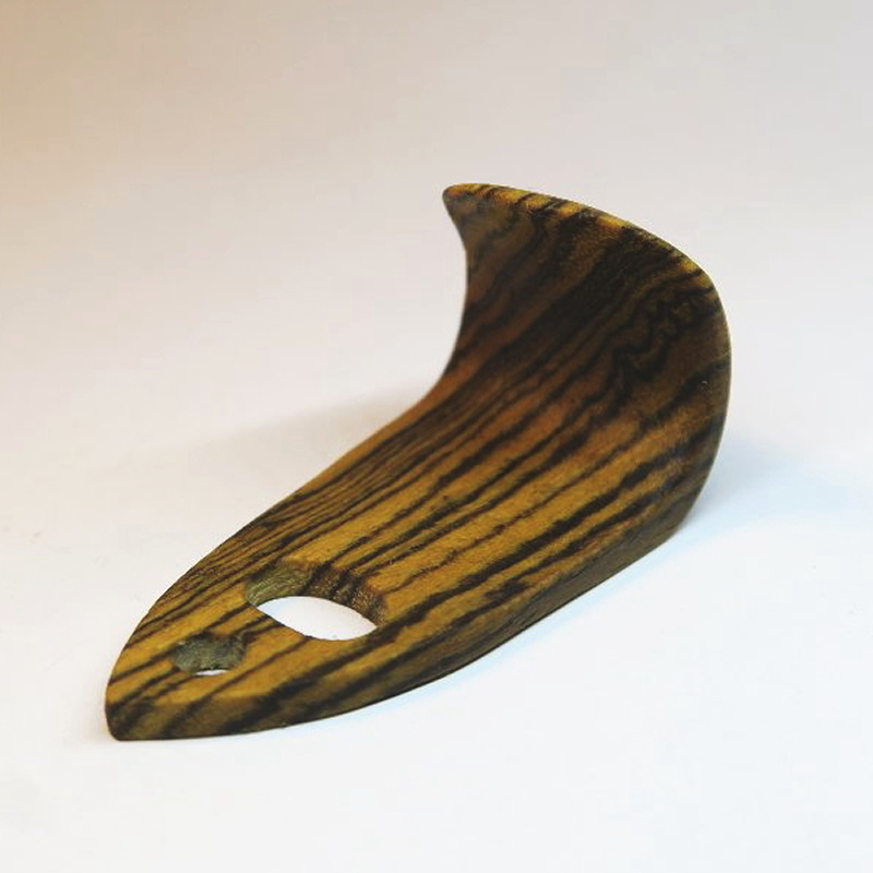 木製サムフック ヤナギサワ用 木製 サムフック 選べる 素材 シタン グラナディラ ボコーテ 肌触り 優しい素材 幅広い分野 中間的 サウンド 黒色 硬い木 茶褐色 黄色 杢目 柔らかい木 管楽器用 愛知県 小牧市 送料無料