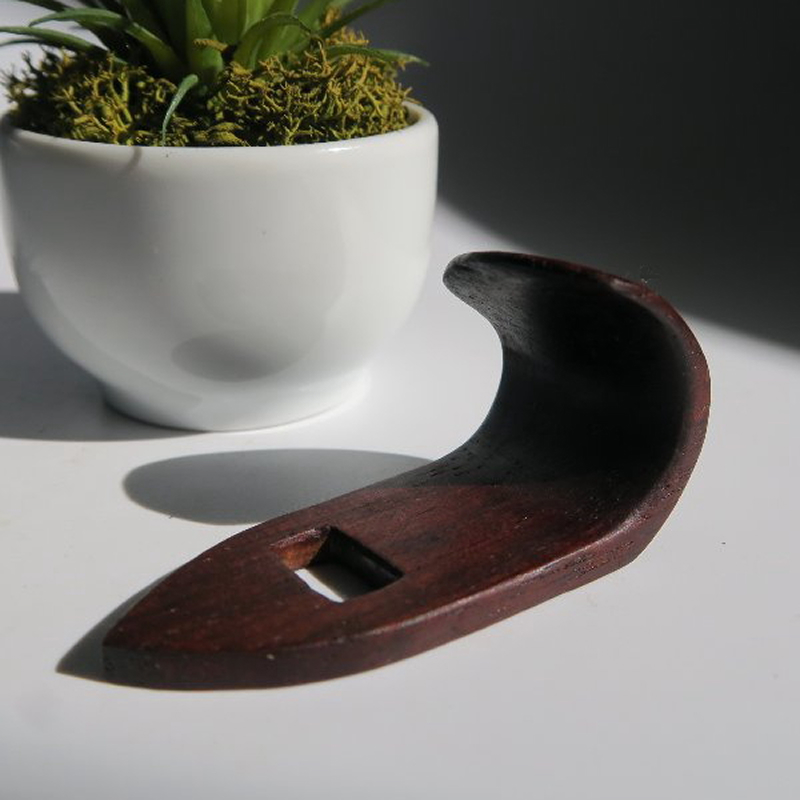 木製サムフック ヤナギサワ用 木製 サムフック 選べる 素材 シタン グラナディラ ボコーテ 肌触り 優しい素材 幅広い分野 中間的 サウンド 黒色 硬い木 茶褐色 黄色 杢目 柔らかい木 管楽器用 愛知県 小牧市 送料無料