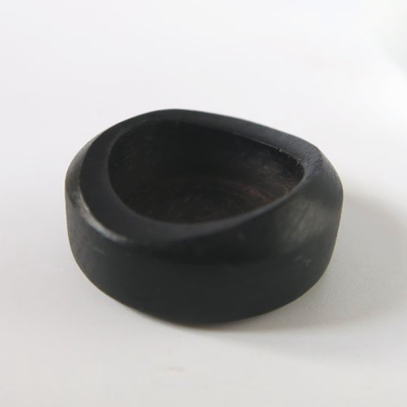 木製サムレスト ヤナギサワ用 木製 サムレスト 選べる 素材 シタン グラナディラ ボコーテ 肌触り 優しい素材 幅広い分野 中間的 サウンド 黒色 硬い木 茶褐色 黄色 杢目 柔らかい木 管楽器用 愛知県 小牧市 送料無料