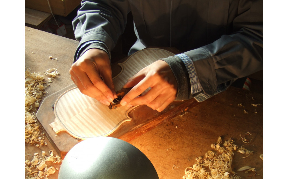 ヴァイオリン肩当て 　木目調　 SUZUKIオリジナル