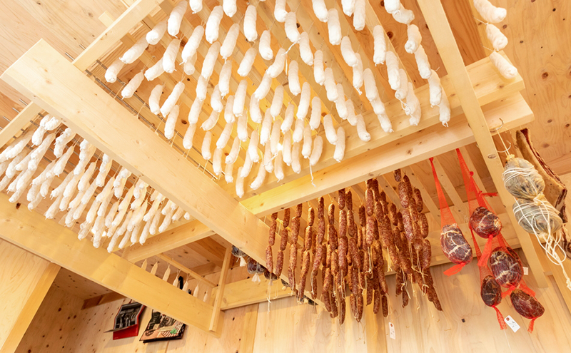 サラミ ソーセージ 6種 セット チョリソ チョリソー 白カビサラミ コッパ パンチェッタ ウィンナー ウインナー 白カビ 詰め合わせ ギフト プレゼント 贈答 熟成 熟成肉 お肉 豚肉 おつまみ つまみ お酒のおつまみ 冷蔵 冷蔵配送 愛知 愛知県 日進市