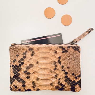 NYATTU PROJECT 天然パイソン(ヘビ革)フラグメントケース(ポーチ)ピンクマダラ【1615447】