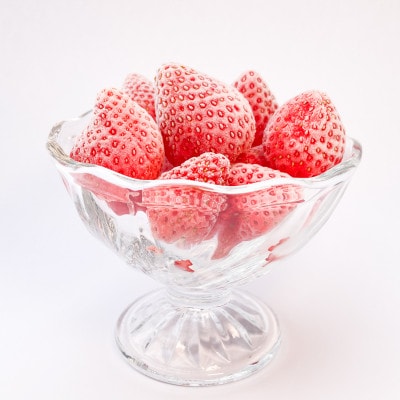 【産直】冷凍いちご　よつぼし　愛知県みよし市　1Kg【配送不可地域：離島】【1617051】