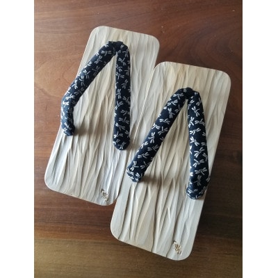 郡上踊り　踊り下駄　槍鉋(やりかんな)下駄　男性用XLサイズ　鼻緒/トンボ【1291971】