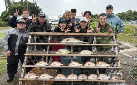 爆釣 美浜フィッシングパーク 利用券 半日券 午後券 男性用 体験 チケット ｜ 海釣り 釣り堀 釣堀 旅行 アクティビティ アウトドア スポーツ ギフト券 券 体験チケット 釣り竿 釣竿 竿 釣り餌 レンタル 釣 愛知県 美浜町 知多半島