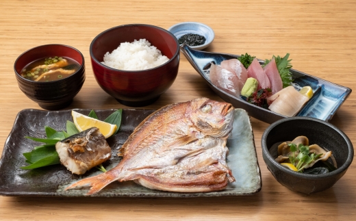 【魚太郎知多本店】商品券1万円分 魚太郎 ふるさと納税 海鮮 刺身 干物 ひもの バーべキュー 愛知県 美浜町※ゆうパックにて配送 ※2025年10月より利用方法が変わりました 〇