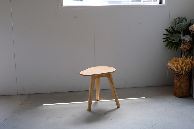 〈選べる〉coffee table Tino Low（コーヒーテーブル　ティノ　ロー） Nature (ナチュール) / Cheri (チェリ) 　※北海道・沖縄・離島への配送不可 ｜ 木製 ミニ テーブル 手作り 小ぶり 愛知県 幸田町 送料無料