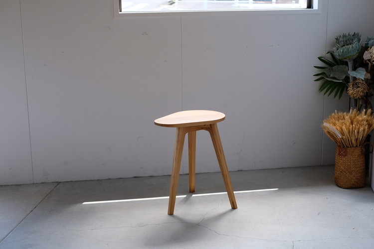 〈選べる〉coffee table Tino Middle（コーヒーテーブル　ティノ　ミドル） Nature (ナチュール) / Cheri (チェリ) 　※北海道・沖縄・離島への配送不可 ｜ 木製 ミニ テーブル 手作り 小ぶり 愛知県 幸田町 送料無料