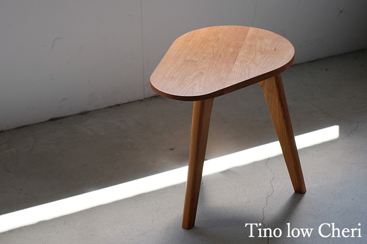 〈選べる〉coffee table Tino Low（コーヒーテーブル　ティノ　ロー） Nature (ナチュール) / Cheri (チェリ) 　※北海道・沖縄・離島への配送不可 ｜ 木製 ミニ テーブル 手作り 小ぶり 愛知県 幸田町 送料無料