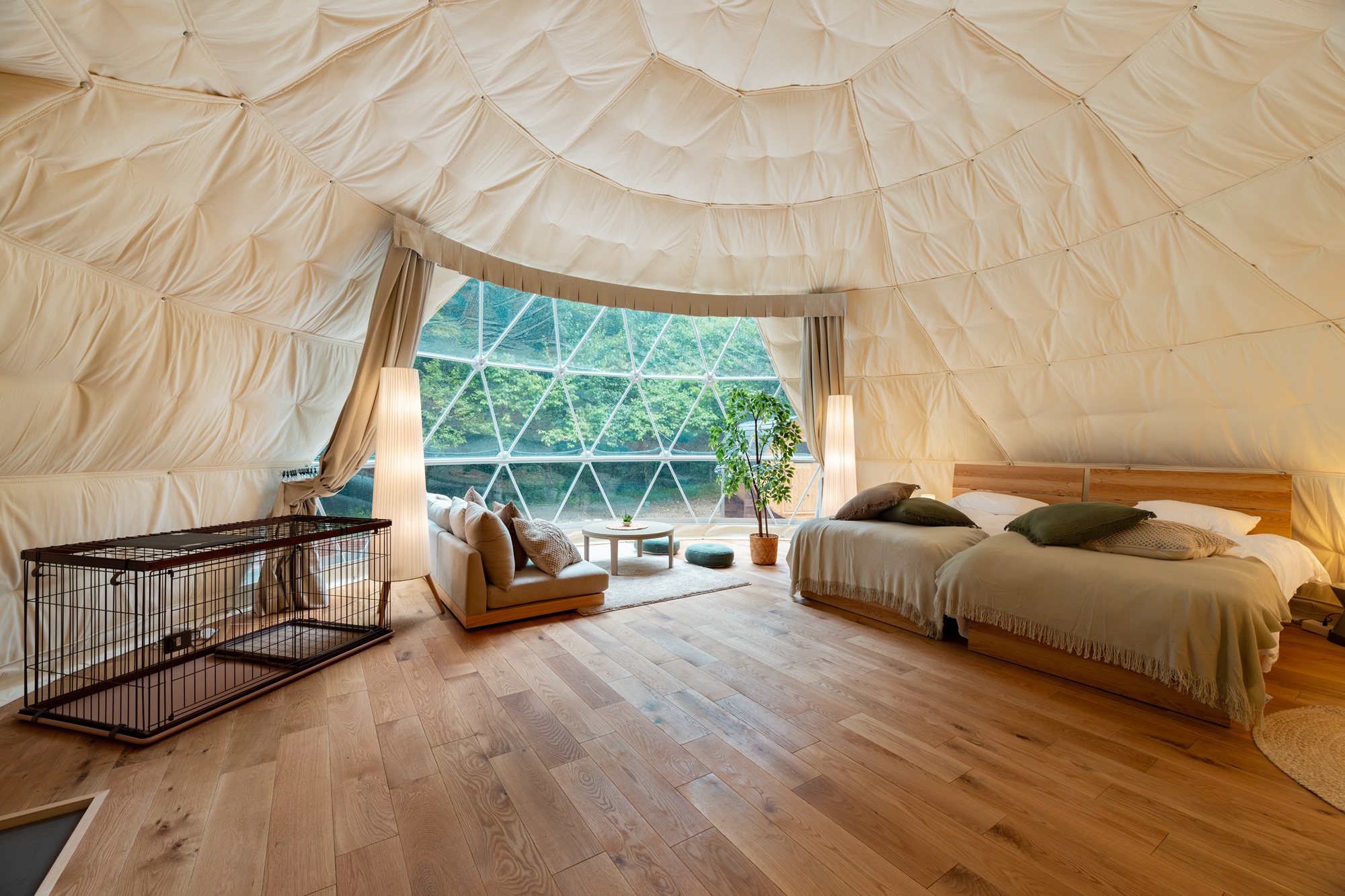 愛知県最大級！全室プライベートサウナ付き SHITARA VILLAGE 宿泊ギフト券(10,000円分) 宿泊券 グランピング サウナ プライベートサウナ 旅行券 旅行 キャンプ バーベキュー -042