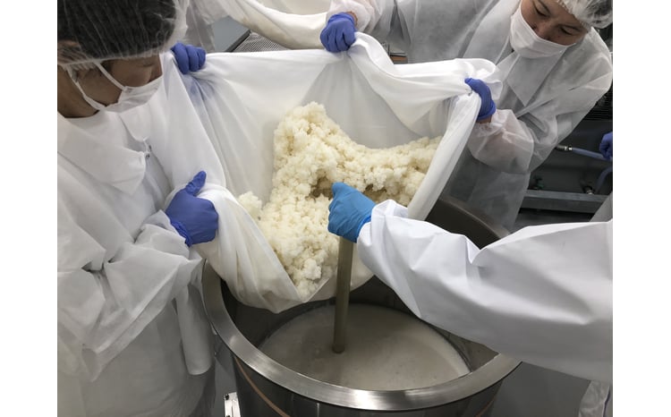 日本酒造り体験『ＳＨＩＢＯＲＩ１コース』道の駅したら 体験 お酒 お酒作り体験 日本酒 酒 日本酒造り 720ml 酒らぼ 愛知県 設楽町 -026