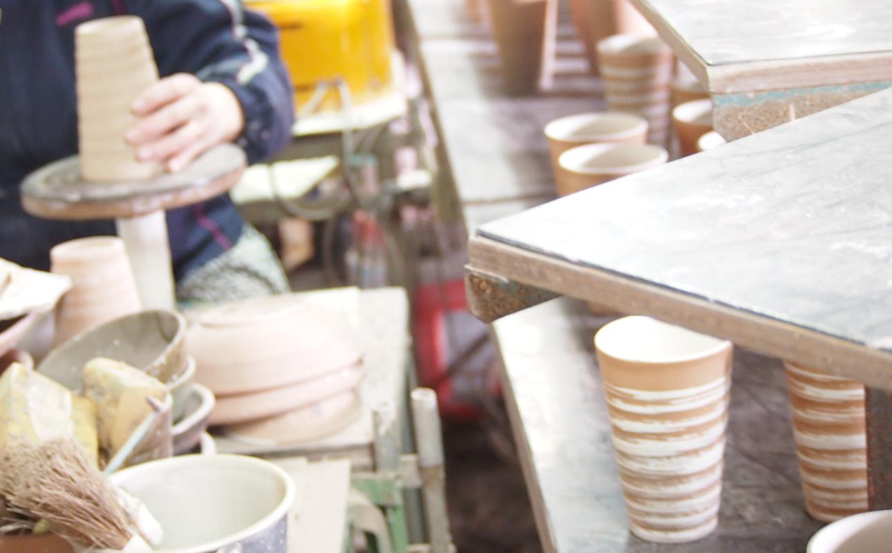 贈り物本舗じざけや　お誕生日セット （デザイン書道家がデザインした木箱と四日市萬古焼ペアカップ） 【プレゼント 記念品 四日市市 四日市 四日市市ふるさと納税】