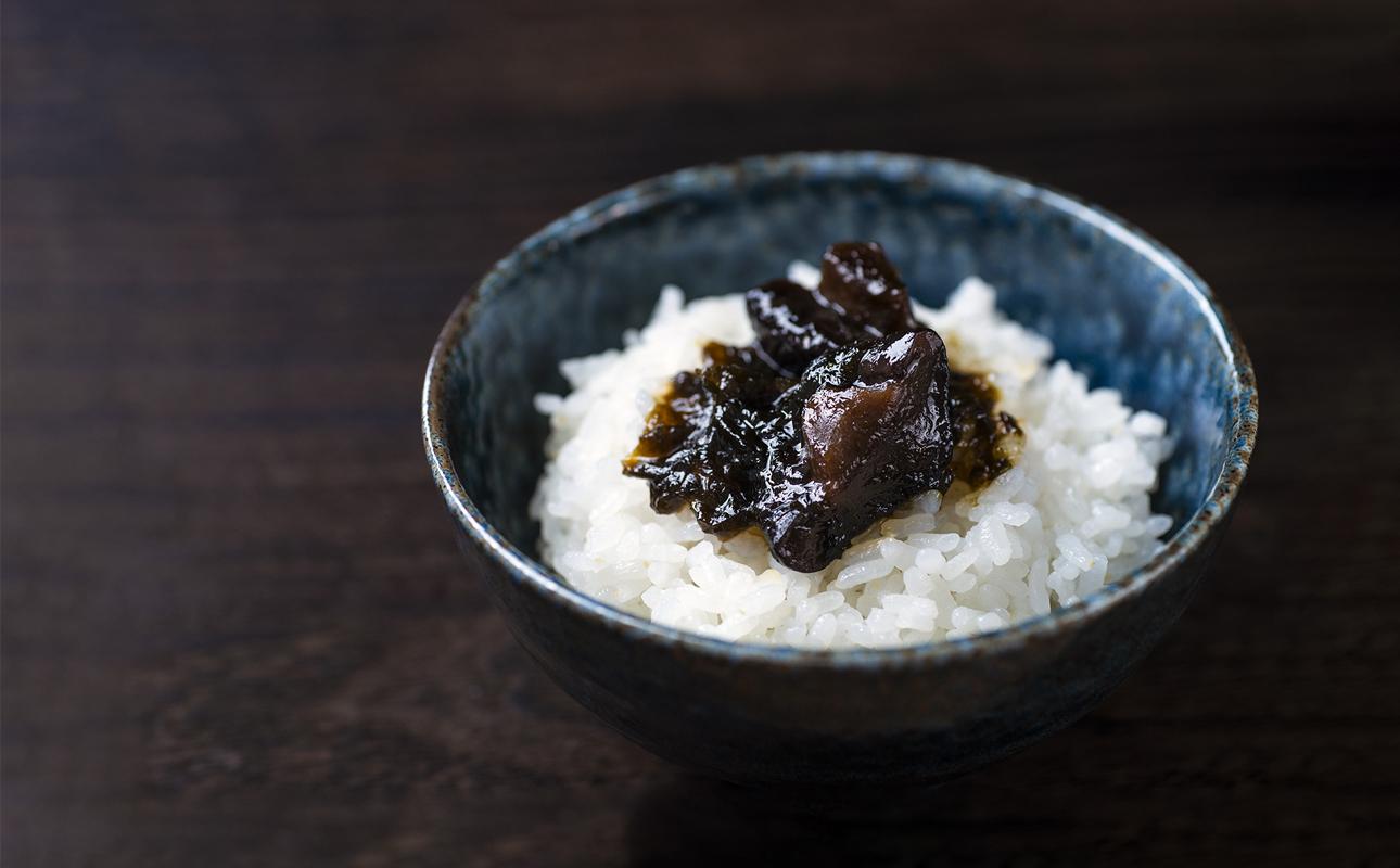 四日市認定地場特産品【泗水十貨店（しすいじっかてん）】ゴロゴロ椎茸入りあおさのり佃煮（180ｇ×２瓶）手提げ袋付き
