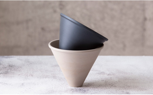 コーヒードリッパーセット　白練（コーヒー器具：ドリッパー、サーバー、真鍮台一式）南景製陶園【コーヒー 珈琲 ドリッパー キッチン用品 キッチン雑貨 食器 ギフト 三重県 三重 四日市市 四日市 四日市市ふるさと納税 四日市ふるさと納税】