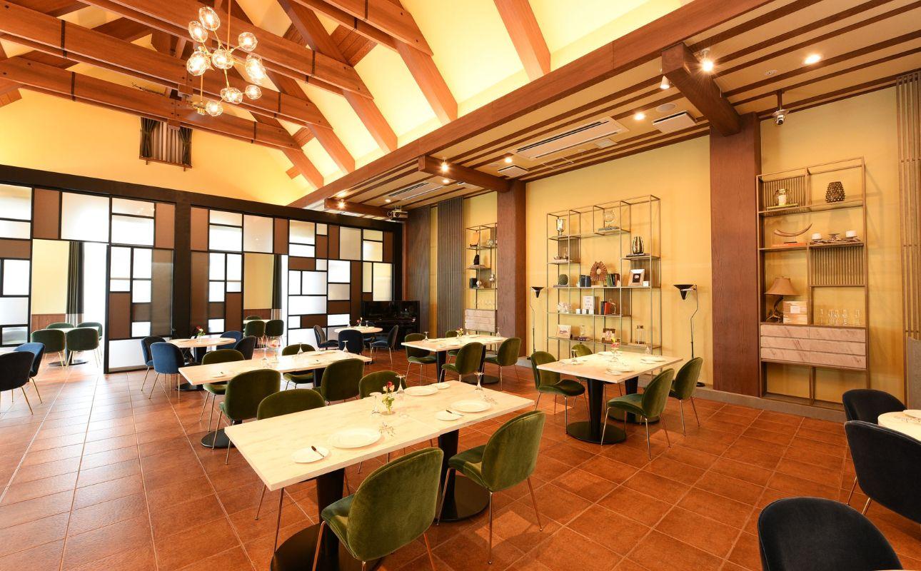 繝輔Ξ繝ウ繝√Ξ繧ケ繝医Λ繝ウ縲Reveシ医Ξ繝シ繝エシ峨縺企」滉コ句虻繝繧」繝翫シ2蜷榊繝サ繝励Ξ繧ク繝シ繝ォ繧ウ繝シ繧ケ