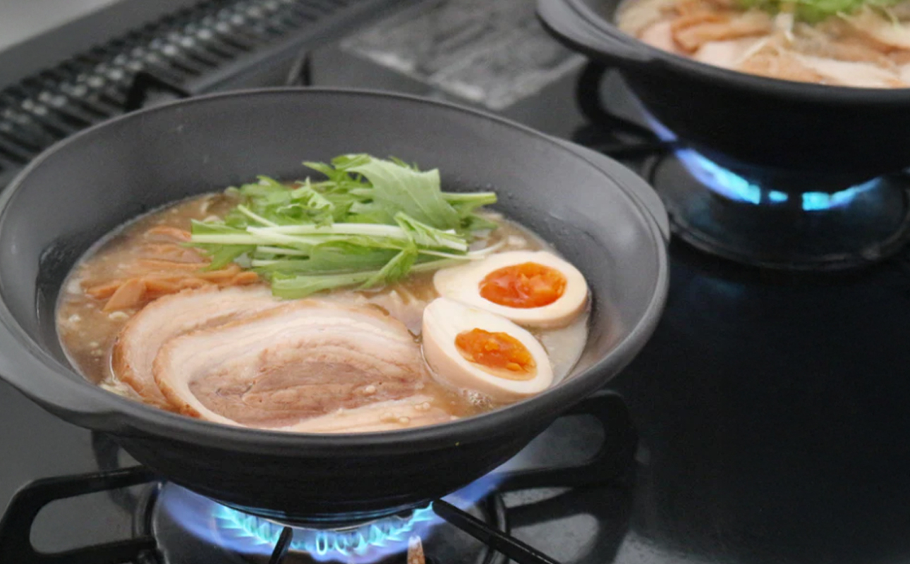 ãè¬å€çŒïŒã°ããããïŒã宿¿äžå¹Žåµæ¥ãæ±æžæä»£ããç¶ãèè窯å
ãéçºãçŽç«ãå¯èœãªæçå
Œçšé£åšãè¯æãKOKURYU ã°ã¬ãŒããã¯ãéããã¯ãçãå€é«ãã°ã«ã¡ãKAGETSU äžéç 忥åžåžãµãããšçŽçšã