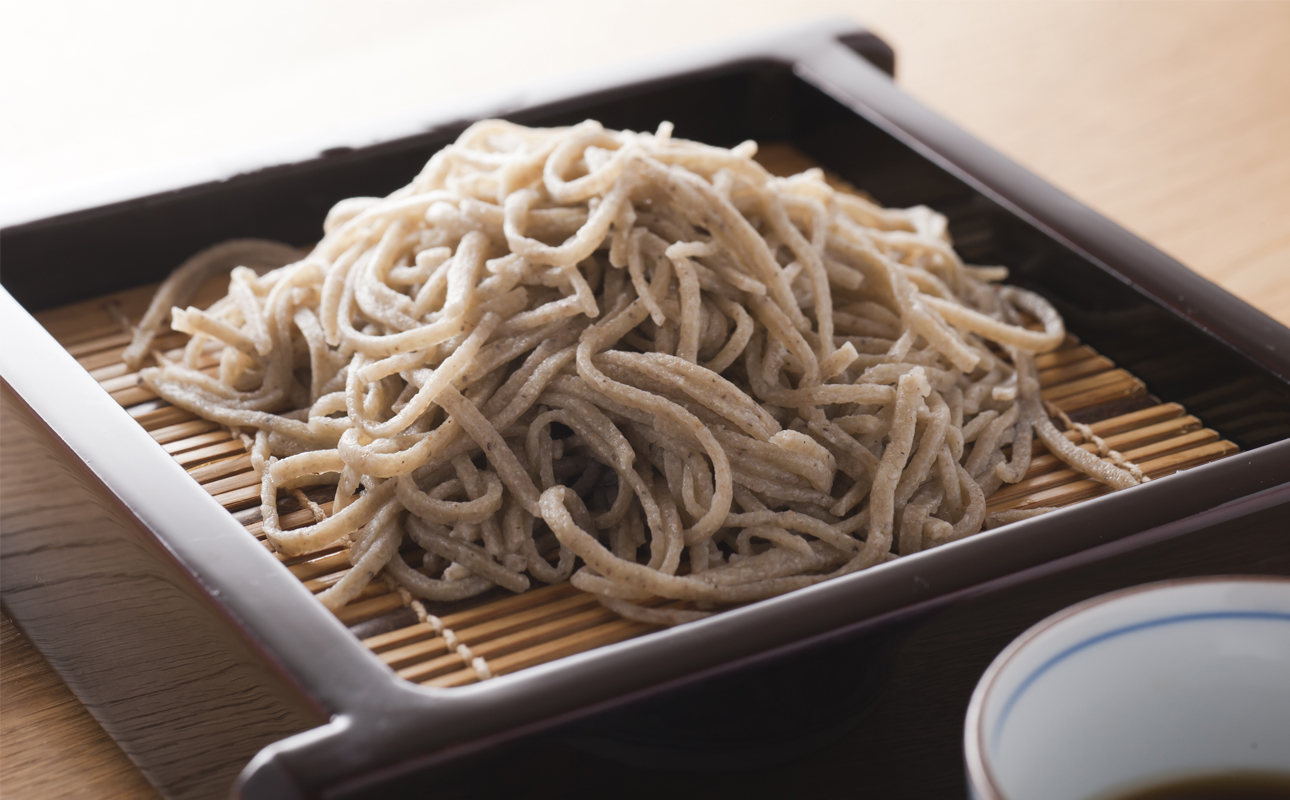 手打ち十割そば10食分つゆ付きセット（生そば）老梅庵（ろうばいあん） そばの栽培から茹で方まで徹頭徹尾のこだわり　石挽き十割(いしびきじゅうわり)そば 日経新聞お取り寄せランキング全国1位の店【年越しそば 蕎麦 十割そば 石臼 手打ち ギフト 麺 生麺 乾麺 冷凍便 セット 手作り 和食 料理 おすすめ 人気 家族 上質 三重県 四日市市 ふるさと納税】