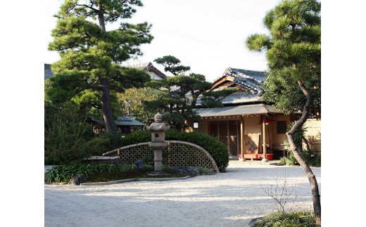 料亭大正館　おもてなし季節懐石料理　お土産付き（１万円分）