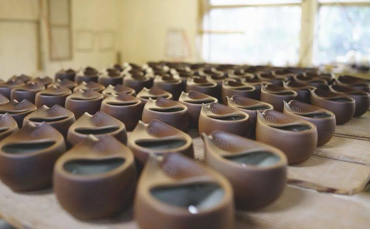 四日市認定地場特産品【泗水十貨店（しすいじっかてん）】ひとしずく（大） ほたる碗　焼締