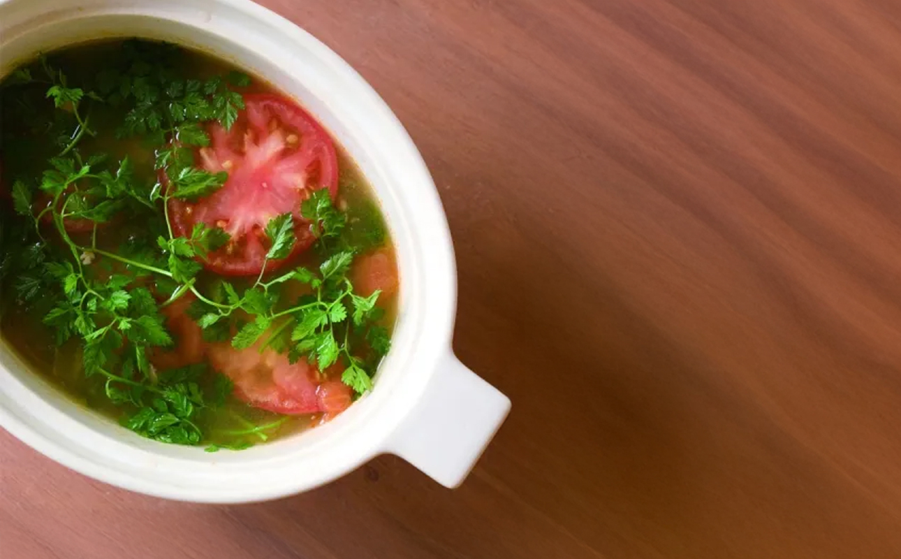 【萬古焼（ばんこやき）】楕円のデザインが斬新な西洋土鍋 4th-market コッタ オーバルキャセロール 黒 1個【鍋、土鍋、煮物、スープ、万能、おしゃれ、かわいい、結婚祝、出産祝、セット、贈答、普段使い、手作り、冬、煮込み、一人用、家庭用、一人暮らし、家族、ファミリー、新生活、スープ、三重県 四日市市 ふるさと納税】