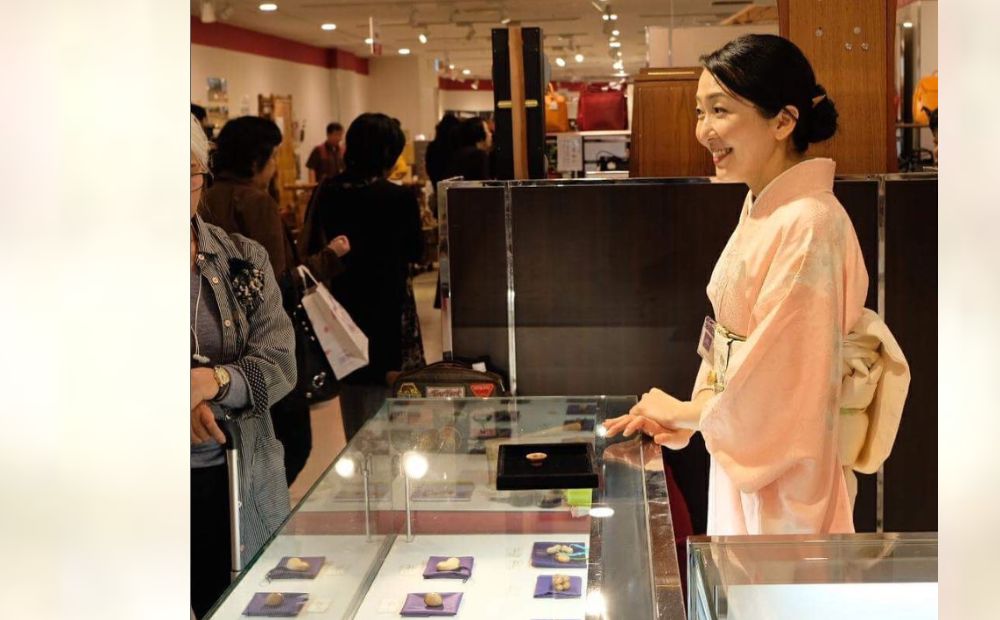 伊勢根付「筍」 梶浦明日香【伊勢根付 伊勢 根付 工芸品 筍 たけのこ タケノコ 木 着物 きもの 帯 飾り アクセサリー 和装 和服 和装小物 手作り 留め具 和風 贈答 プレゼント 三重県 四日市市 四日市】